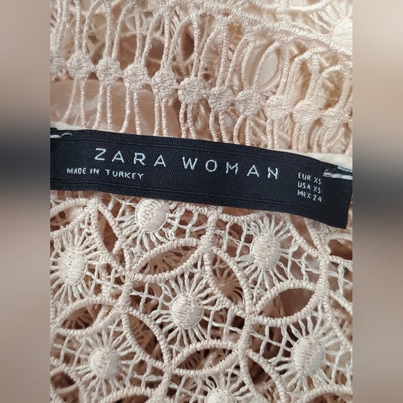 Zara Crochet Blush Pink High Neck Top. Ruffle Detail Front Lined Sz S. - Picture 9 of 9